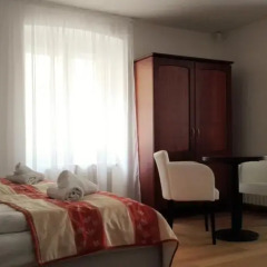 Hotel Jana / Pension Domov Mladeze Люкс повышенной комфортности с различными типами кроватей