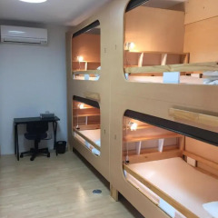 Отель Guest House Channel Kan Кровать в женском общем номере