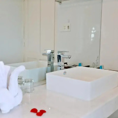 Отель Aurora Riverside 4* Люкс фото 10