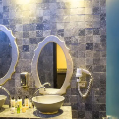 Отель Mood Design Suites Люкс повышенной комфортности с различными типами кроватей фото 5