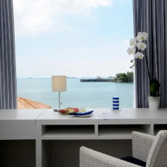 Отель Phuket Boat Quay 4* Номер Делюкс с различными типами кроватей фото 10