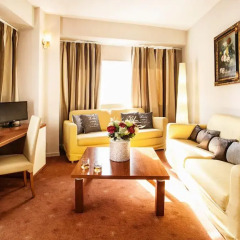 Plaza Hotel 3* Люкс фото 2