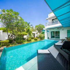 Отель Villas In Pattaya балкон