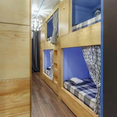 Хостел InDaHouse Кровать в мужском общем номере фото 18