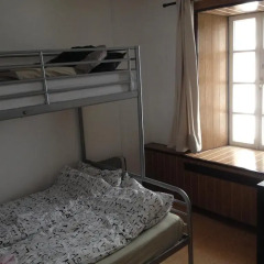Hotel Centre Кровать в общем номере с двухъярусной кроватью