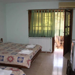 Отель Guest House Chinarite комната для гостей фото 3