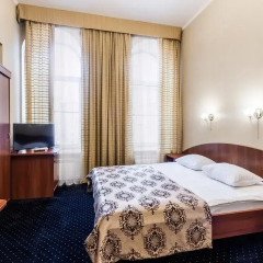 Гостиница Блюз 3* Стандартный семейный номер с двуспальной кроватью фото 2