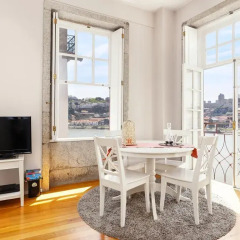 Отель Oporto Home - River Front Апартаменты разные типы кроватей фото 12