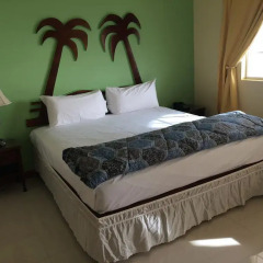 Glistening Waters Hotel комната для гостей фото 5