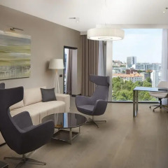 Отель Hilton Tallinn Park 4* Люкс повышенной комфортности с разными типами кроватей