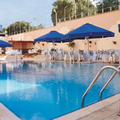 Akgun Istanbul Hotel бассейн