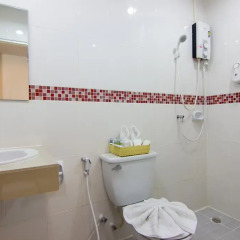 Отель The Journey Patong 3* Стандартный номер с различными типами кроватей фото 2