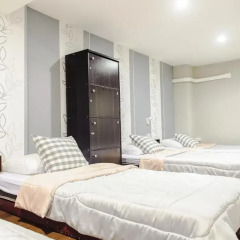 I-Sleep Silom Hostel Кровать в общем номере с двухъярусной кроватью фото 2