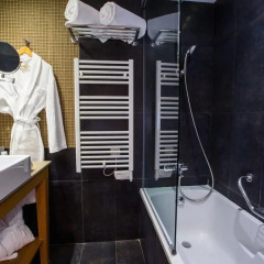 Отель Holiday Inn Cannes 4* Стандартный номер с различными типами кроватей фото 2
