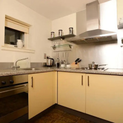 Отель Holyrood Aparthotel 4* Апартаменты фото 4
