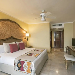 Отель Iberostar Paraiso Beach All Inclusive Полулюкс с различными типами кроватей фото 13