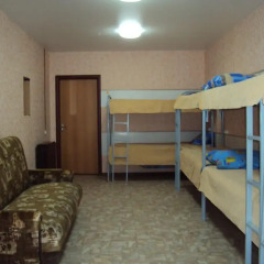 Hostel October Кровать в общем номере с двухъярусной кроватью фото 3