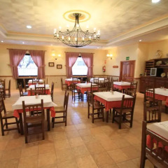 Отель Hostal Restaurante Cuatro Caminos питание фото 2