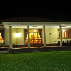 Отель Lake View Bungalow Yala 3* Шале с различными типами кроватей фото 4