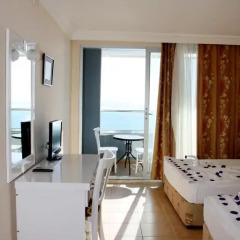 Azak Beach Hotel в номере