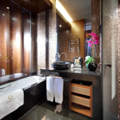 Отель Eurostars Madrid Tower 5* Улучшенный номер фото 4