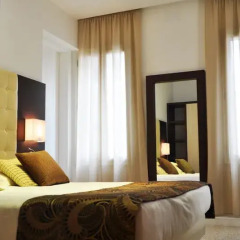 Отель Locanda De La Spada 4* Номер Делюкс с различными типами кроватей фото 3