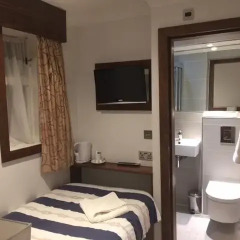 Отель Leisure Inn 2* Стандартный номер с различными типами кроватей фото 8