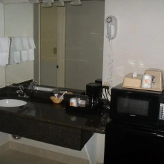Отель Super 8 by Wyndham Los Angeles-Culver City Area 2* Стандартный номер с 2 отдельными кроватями