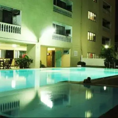 Omni Suites Aparts-Hotel бассейн фото 2