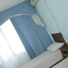 Hostel Inn Osh Кровать в мужском общем номере с двухъярусной кроватью фото 9