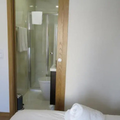 Апартаменты Downtown Boutique Studio & Suites Улучшенный люкс с различными типами кроватей фото 12