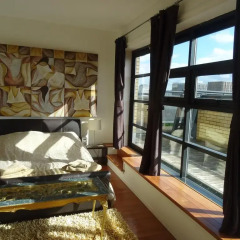 Отель Orchid Penthouse Duplex - Glasgow City Centre Великобритания, Глазго - отзывы, цены и фото номеров - забронировать отель Orchid Penthouse Duplex - Glasgow City Centre онлайн комната для гостей фото 2