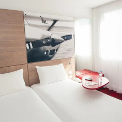 Отель ibis Styles Nice Aéroport Arenas Франция, Ницца - 8 отзывов об отеле, цены и фото номеров - забронировать отель ibis Styles Nice Aéroport Arenas онлайн комната для гостей фото 5