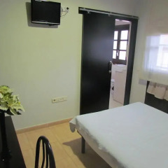 Отель Hostal Julian Brunete Брунете удобства в номере