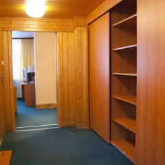 Отель Pensjonat Biały Potok сейф в номере