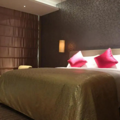 Wongtee V Hotel 5* Улучшенный номер с различными типами кроватей фото 3