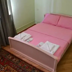 Bridge Hostel Yerevan Armenia Номер Делюкс разные типы кроватей фото 3