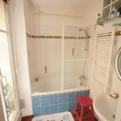 Отель Cozy Parisian 1 Bedroom (365) Франция, Париж - отзывы, цены и фото номеров - забронировать отель Cozy Parisian 1 Bedroom (365) онлайн ванная фото 2