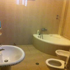 Отель Guesthouse Familja Албания, Берат - отзывы, цены и фото номеров - забронировать отель Guesthouse Familja онлайн ванная