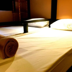 Urban Hostel Bangkok Стандартный номер с 2 отдельными кроватями (общая ванная комната)