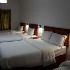 Отель Lx Center Guesthouse комната для гостей фото 2