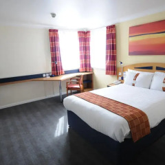 Отель Holiday Inn Express Glasgow Airport 3* Стандартный номер фото 12