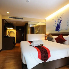 Отель 41 Suite 3* Улучшенный номер