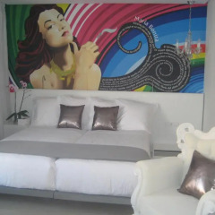 Отель Dormirdcine Cooltural Rooms Испания, Мадрид - отзывы, цены и фото номеров - забронировать отель Dormirdcine Cooltural Rooms онлайн комната для гостей