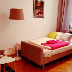 Апартаменты Cozy Apartment Old Town Варшава комната для гостей фото 3