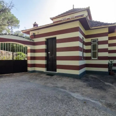 Отель Chalet Monchique парковка