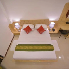 Отель Hathaa Beach Maldives 3* Номер Делюкс с различными типами кроватей фото 4