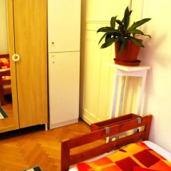 Boomerang Hostel and Apartments Стандартный номер с двуспальной кроватью (общая ванная комната) фото 2