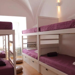 Lost Inn Lisbon Hostel Кровать в общем номере фото 4