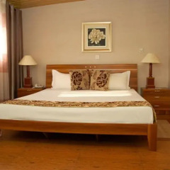 Luxe Suites Hotel 3* Представительский номер с различными типами кроватей